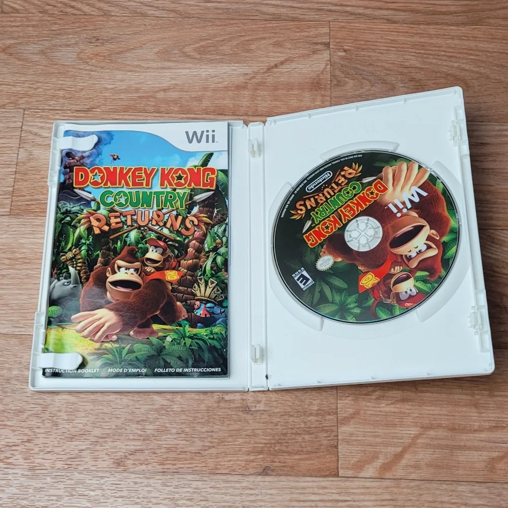 Nintendo Donkey Kong Country Returns (Nintendo Wii, 2010) Complete